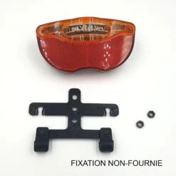 Eclairage Arrière Et Catadioptre Sur Porte-bagage De Vélo -Magasin De Sport De Vélo feu qlite2