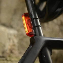 Phare Arrière Vélo Rechargeable USB Slimline Ultratorch Oxford -Magasin De Sport De Vélo phare arriere velo rechargeable usb slimline ultratorch oxford full 3