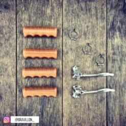 Poignées De Frein Vélo Classique Acier - La Paire 4 Poignées De Frein Vélo Classique Acier - La Paire -Magasin De Sport De Vélo poignees vintage velo gravillon 8a8dbd61 5baf 496f 80c5 a038fc81faa7