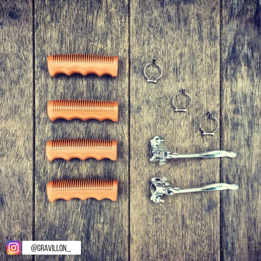 Poignées de frein vélo classique acier - la paire Poignées De Frein Vélo Classique Acier - La Paire -Magasin De Sport De Vélo poignees vintage velo gravillon 8a8dbd61 5baf 496f 80c5 a038fc81faa7