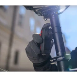 Radar Pour Vélo Avec Feu Arrière Varia RTL515 Garmin -Magasin De Sport De Vélo radar velo garmin rtl515