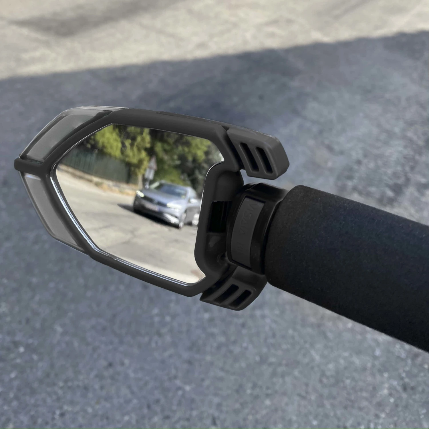 Rétroviseurs clignotants pour vélo et trottinette QLÏR Visaia Bike Rétroviseurs Clignotants Pour Vélo Et Trottinette QLÏR Visaia Bike -Magasin De Sport De Vélo retroviseur velo clignotant visaia