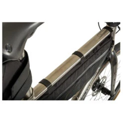 Sacoche De Cadre Noire Bikepacking 3L, 4L Ou 5,5L Venture Agu -Magasin De Sport De Vélo sacoche cadre agu noir 8