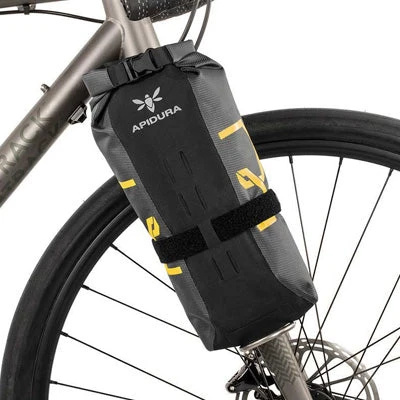Sacoche fourche vélo Apidura Expedition pour bikepacking 4.5 L Sacoche Fourche Vélo Apidura Expedition Pour Bikepacking 4.5 L -Magasin De Sport De Vélo sacoche fourche velo apidura expedition pour bikepacking 4 5 l full 3