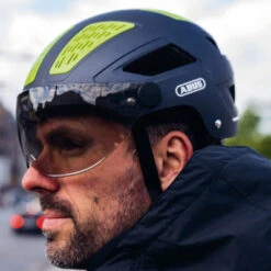 Visière Pour Casque Vélo Abus Pedelec Et Hyban 2.0 Ace -Magasin De Sport De Vélo visiere pour casque velo abus pedelec et hyban 2 0 ace full 5